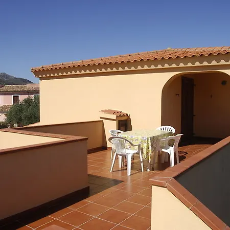 Otel Residenze Sole San Teodoro (Sardinia)