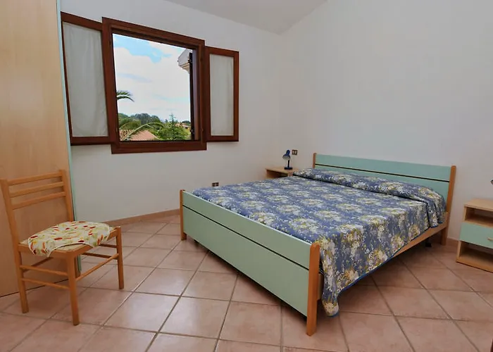 Residenze Sole 2* 圣特奥多罗